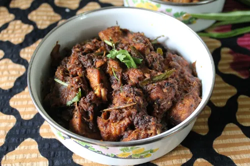 PEPPER CHICKEN DRY 